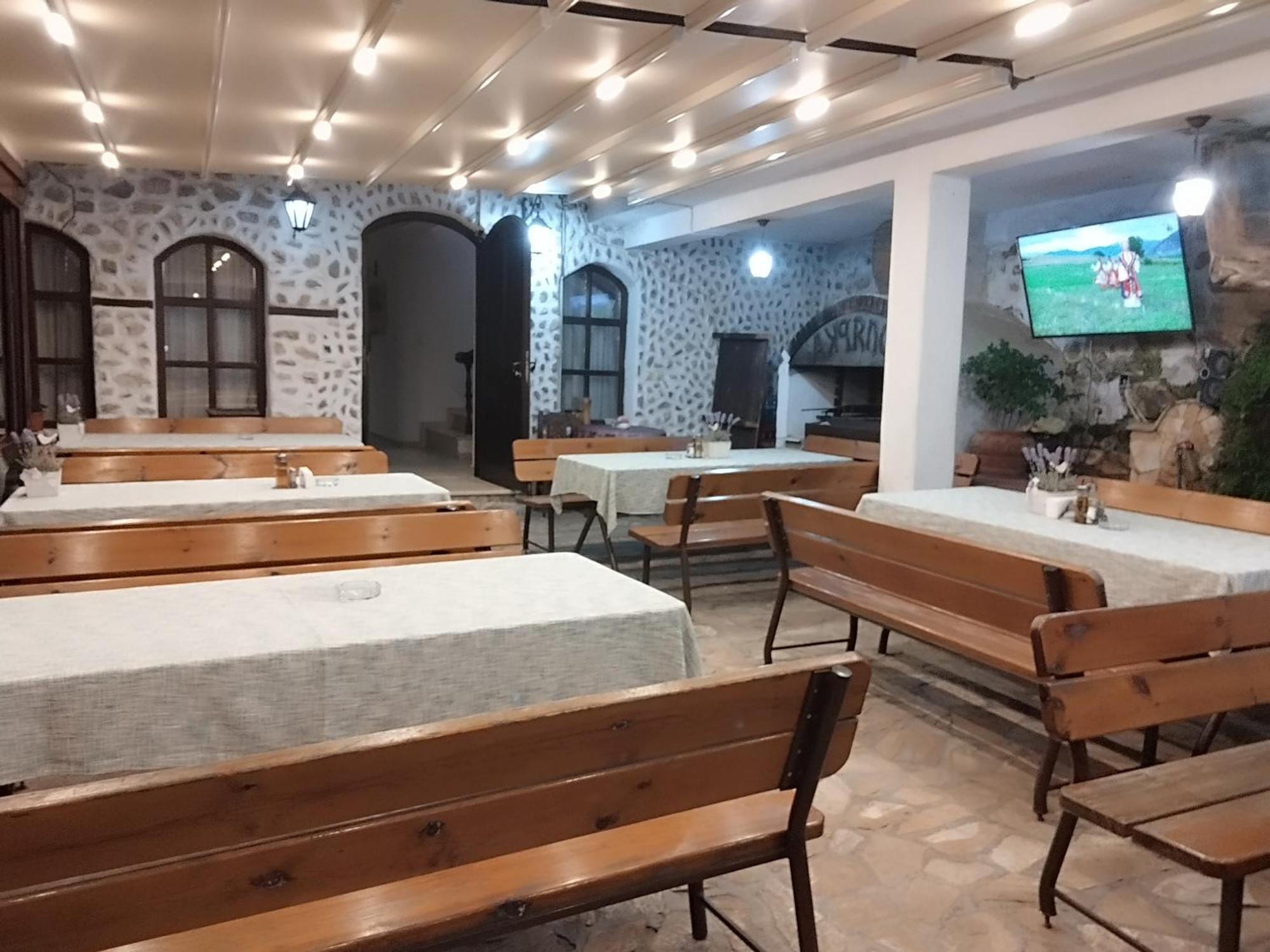 Hotel Bolyarka メルニック エクステリア 写真