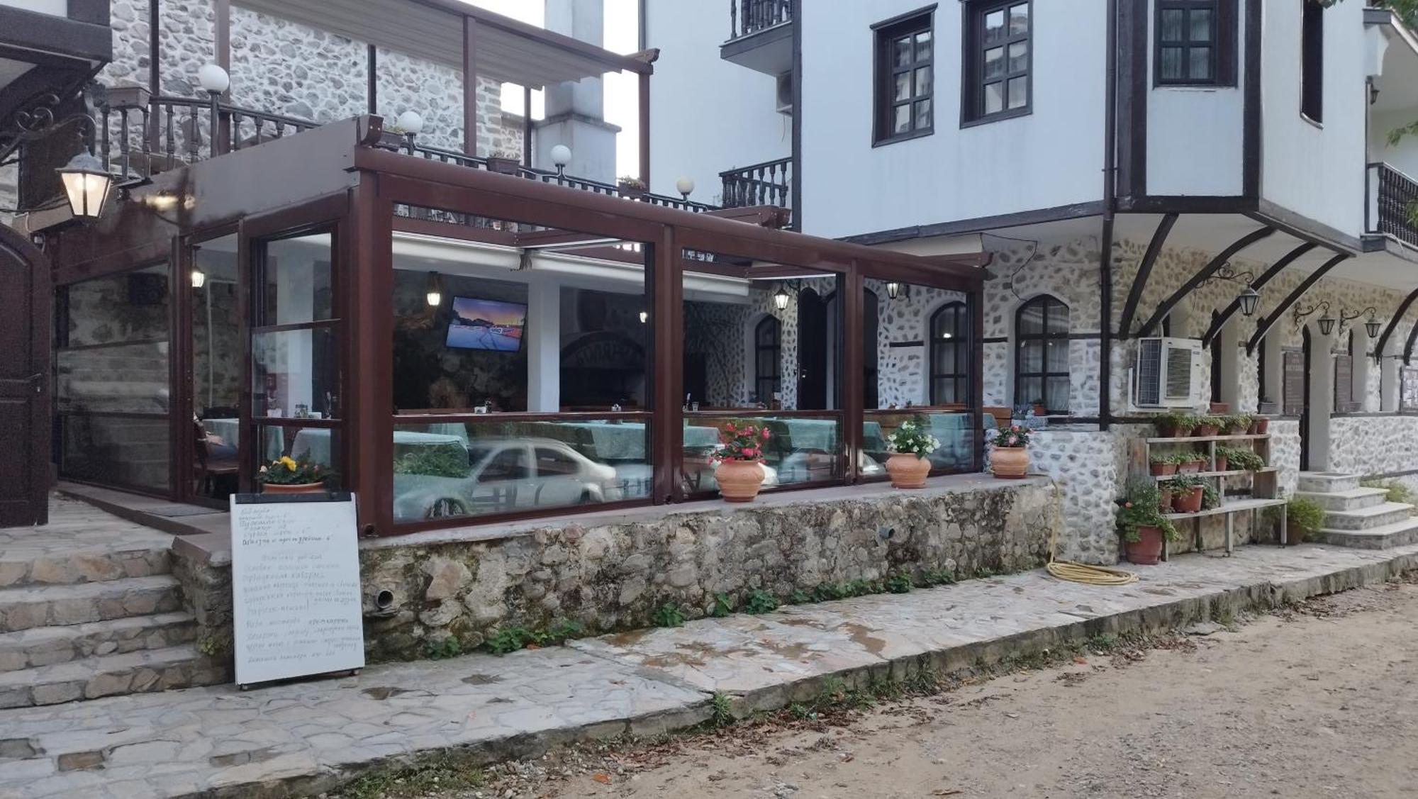 Hotel Bolyarka メルニック エクステリア 写真