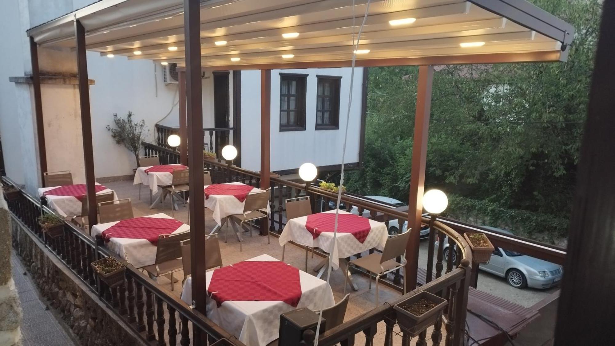 Hotel Bolyarka メルニック エクステリア 写真